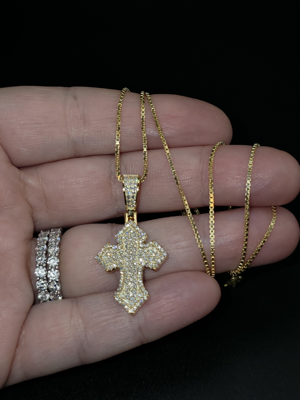 ✨ Iced Out Cross Necklace – Gold Filled – Moissanite Style – 20” Chain ✨